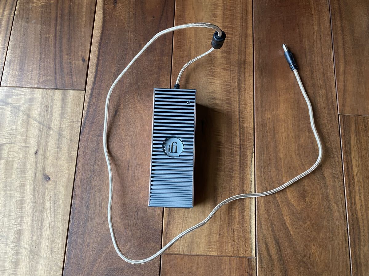 【美品】ifi Audio「iPOWER ELITE 12V/4.0A」超ローノイズACアダプター（国内正規品 サイレントパワー Silent Power）リニア電源_画像6