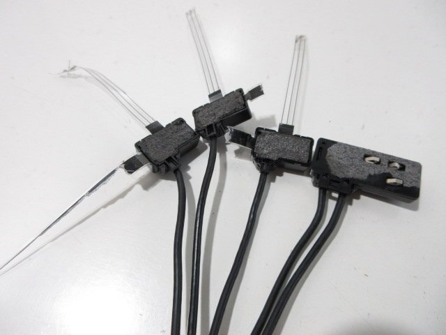 イクリプス カーナビ AVN-Z04i 2014年秋版 DVD 地デジ SD ブルートゥース 中古 難有り_画像4