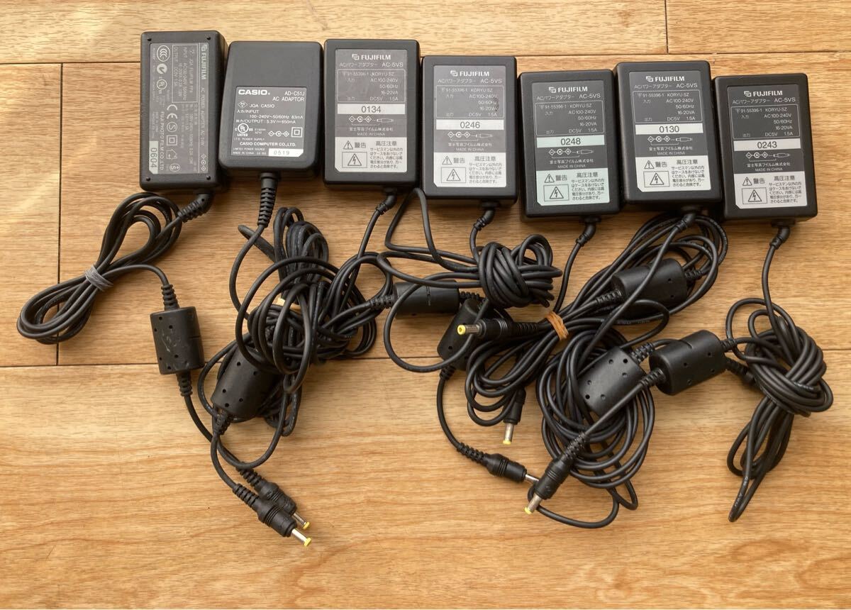 キヤノン、オリンパス、SONY他：デジカメ・ビデオ・音楽Player充電器、バッテリー【約58個、ジャンク扱い】_画像10