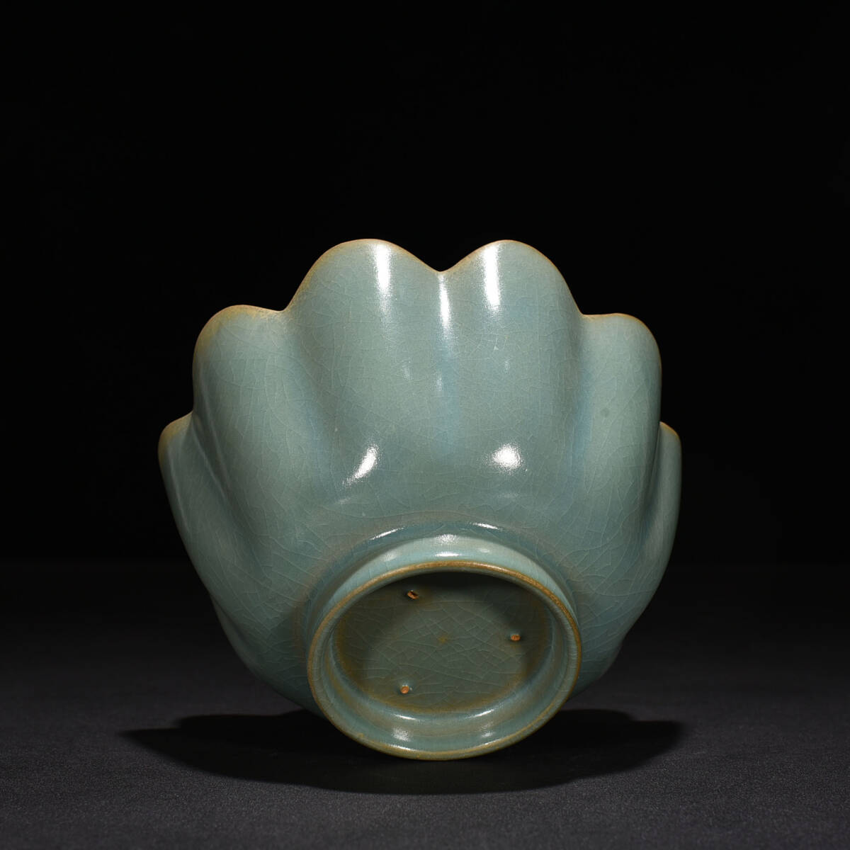 YA121■宋時代 汝窯 天青釉 蓮花大碗 時代物 古玩 唐物 古陶磁器■_画像8