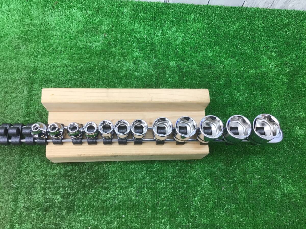 送料無料！【中古品】△nepros ネプロス 9.5sq.　六角　ソケットセット NB3-24～NB3-055　12個△アクトツール富山店△BR_画像3