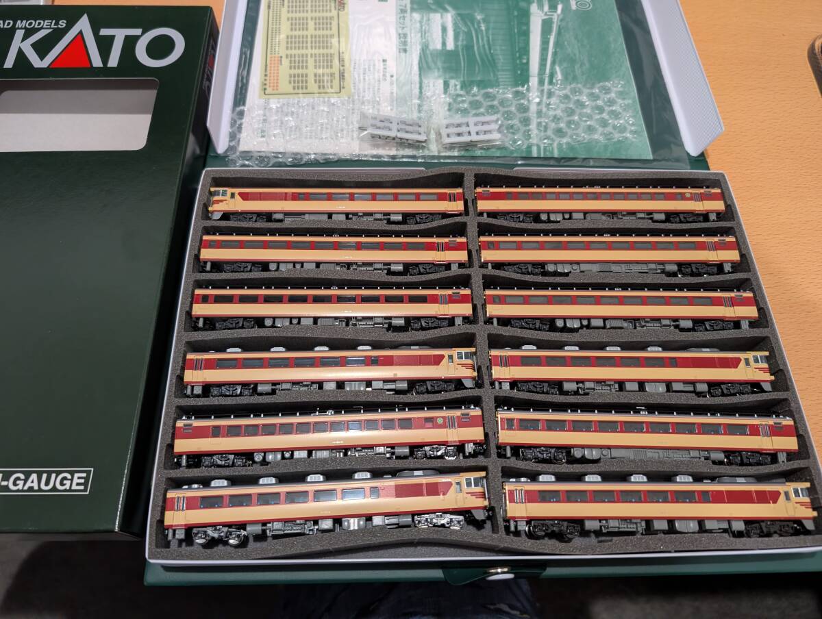 【未走行・美品】KATO キハ181（10-836）6両＋単品6両（12両組）モーター車2両_画像1