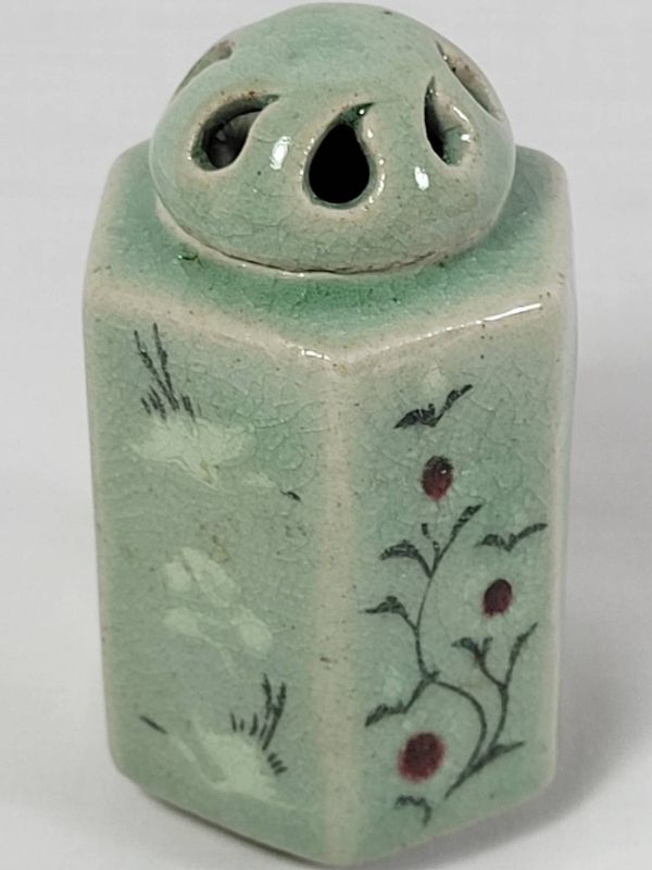 [ чайная посуда ] селадон журавль цветок документ sama шестиугольник тубус type курильница три  пара ( коробка нет ) нет . ремонт нет состояние хороший 