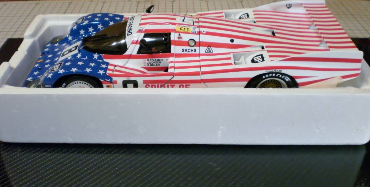 ミニチャンプス　1/18　PORSCHE956 L　No,8　LM24H　1986年　SPIRIT OF AMERICA　_画像1