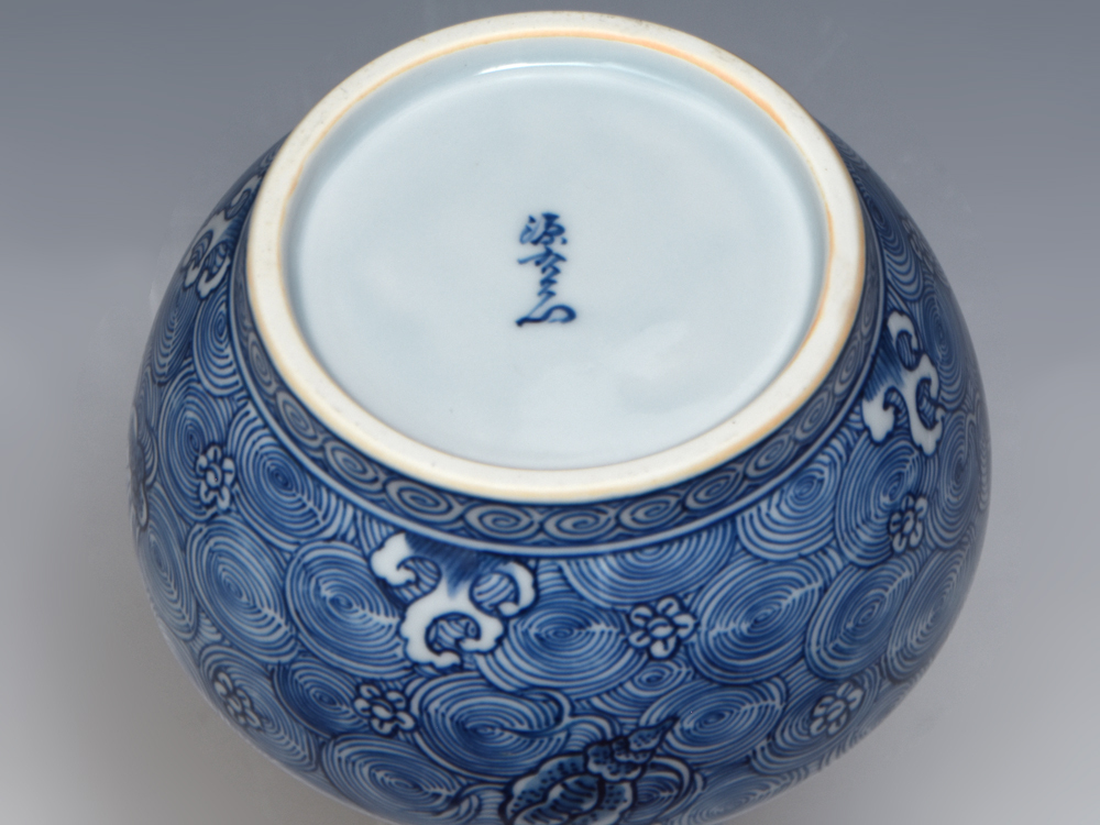  павильон . источник правый ..( произведение ) белый фарфор с синим рисунком . волна . ваза вместе коробка цветок входить цветок живые цветы контейнер .. Arita Imari настоящее время прикладное искусство прекрасный товар u1593o