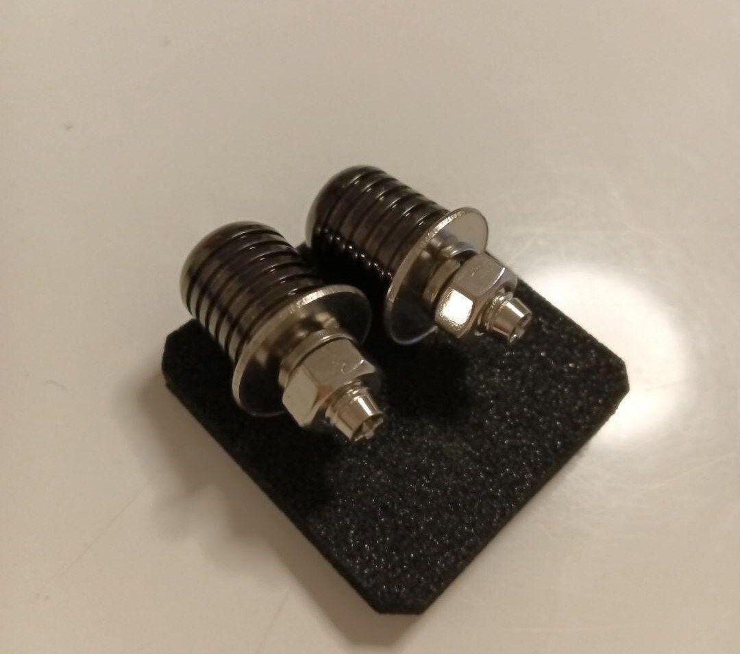 新品　4個セット　ナンバーボルト クリスタル　ジュエル エルス ナンバーボルト ワッツ ELS ボルト　自動車　車　カー用品 ナンバー_画像3