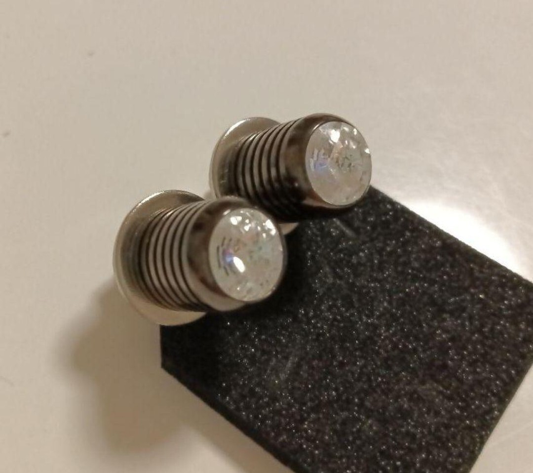 新品　4個セット　ナンバーボルト クリスタル　ジュエル エルス ナンバーボルト ワッツ ELS ボルト　自動車　車　カー用品 ナンバー_画像4