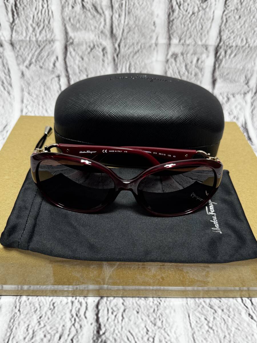  хорошая вещь Salvatore Ferragamo Salvatore Ferragamo SF896SRA солнцезащитные очки w5125-1113-①-②