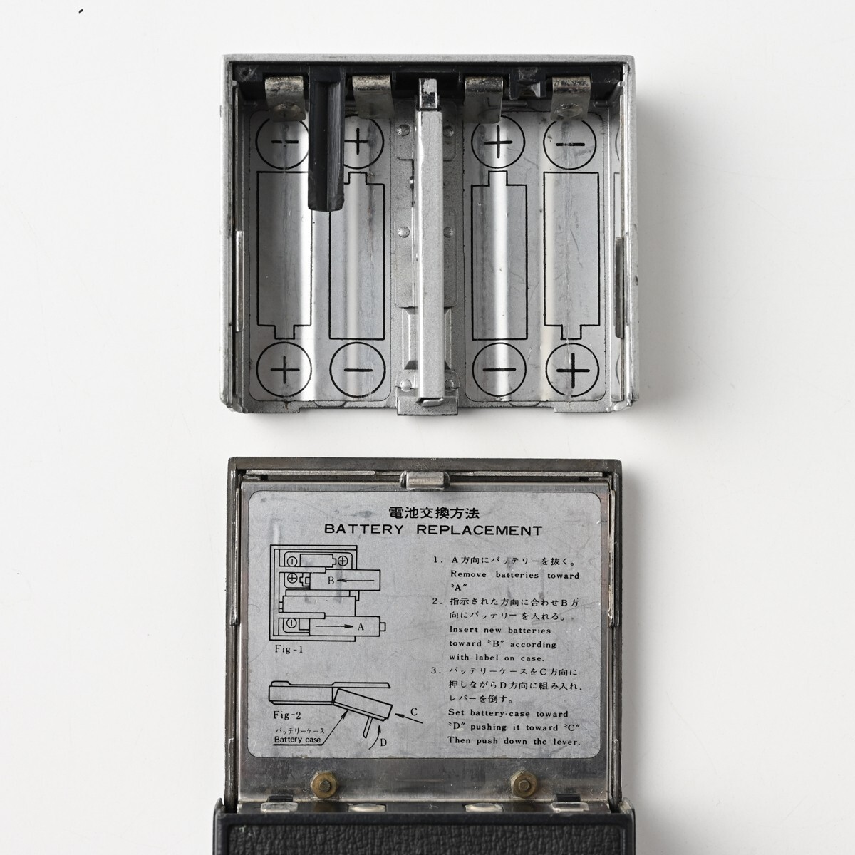 当時物 BUSICOM LE-120A 世界初の小型電卓 動作確認済 HANDY-LE 1971年発売 ビジコン ポケット電卓 ハンディ ポータブル 精密機器 計算機器_画像7