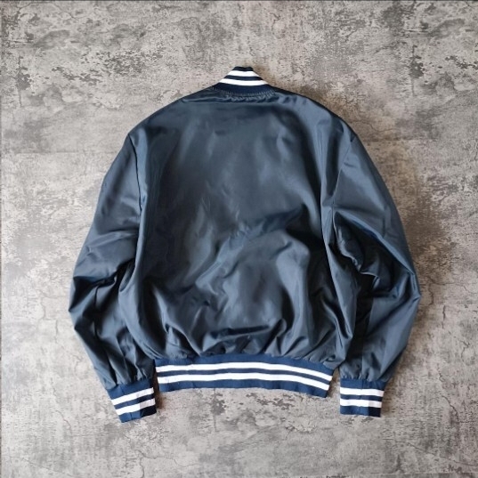 古着 90s BUD LIGHT バドワイザー ロゴ入り スタジャン_画像2