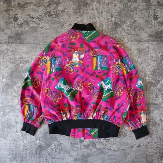 古着 80s 総柄 アメコミ調プリント シルクブルゾン_画像2