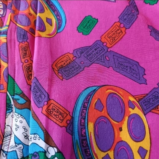 古着 80s 総柄 アメコミ調プリント シルクブルゾン_画像3