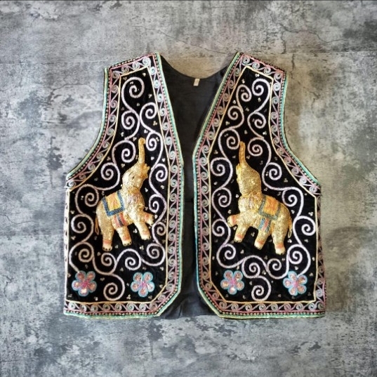 古着 タイ製 エレファント 象 スパンコール 装飾 コットンベスト ベスト ビンテージ 民族衣装 刺繍_画像1