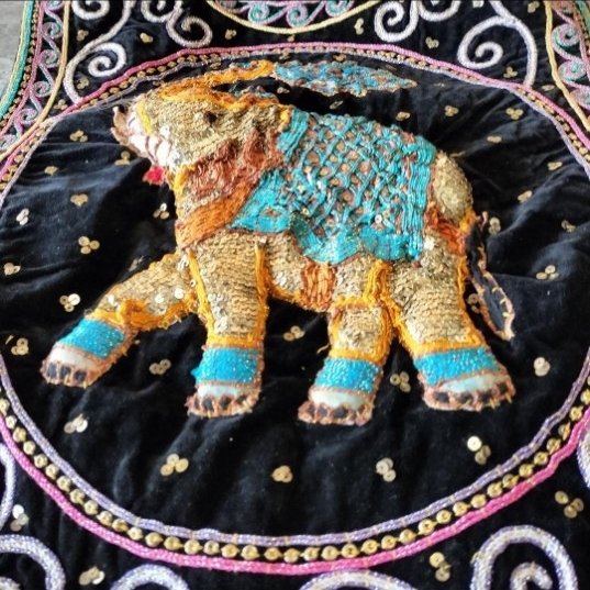 古着 タイ製 エレファント 象 スパンコール 装飾 コットンベスト ベスト ビンテージ 民族衣装 刺繍_画像7