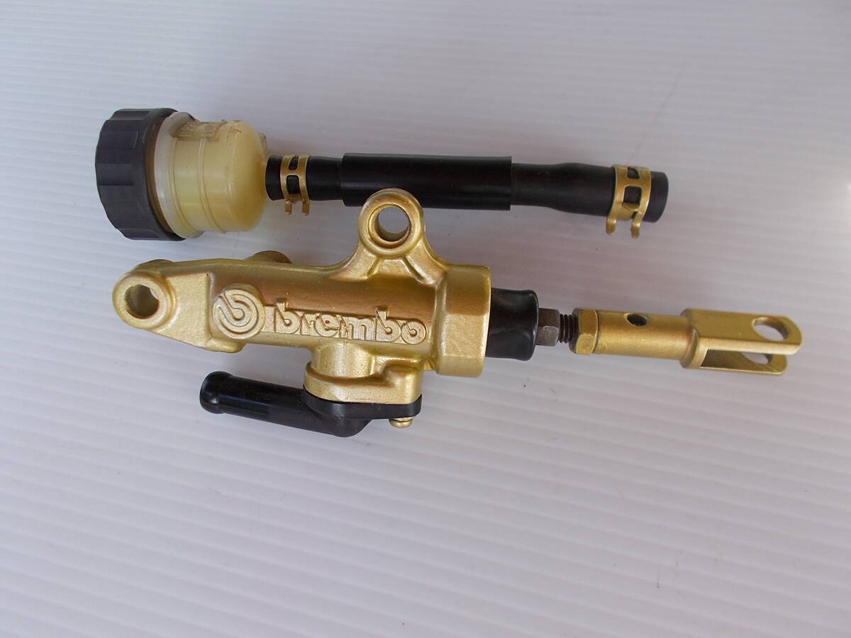 ★ブレンボ★brembo★マスターシリンダー★1/2表示★４ミニバイク★カスタム★Ｇ★_画像3