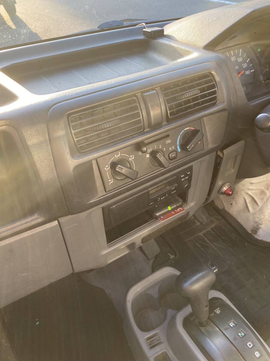 神奈川県より三菱ミニキャブトラック4WD H21年☆走行27000㎞☆オートマ☆AC☆PS☆極上☆修復歴無し☆動作良好☆車検R9年1月まで軽トラ白_画像6