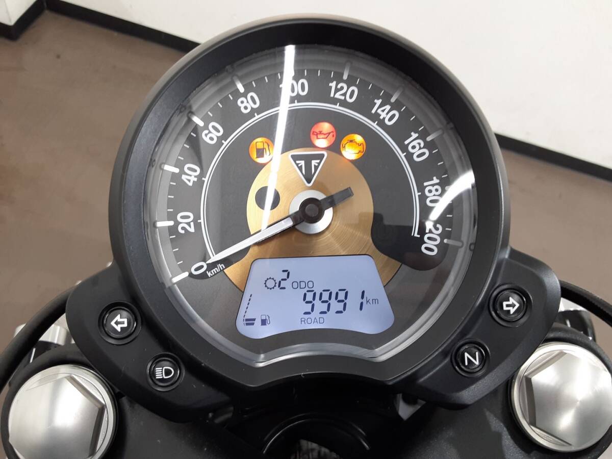 [72123]TRIUMPH Bonneville bo балка SMTDAD 2018 год модели навесная сумка имеется ETC оборудование 