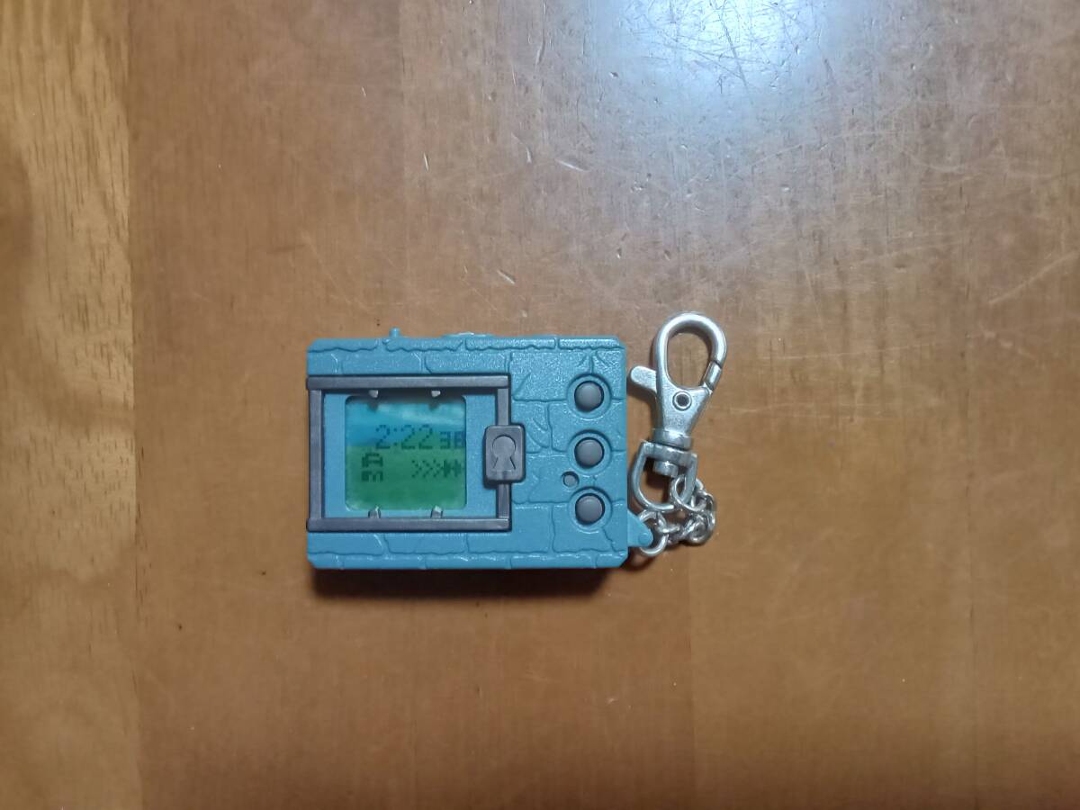 バンダイ　デジタルモンスター　初代1997年　デジモン育成携帯ゲーム_画像5