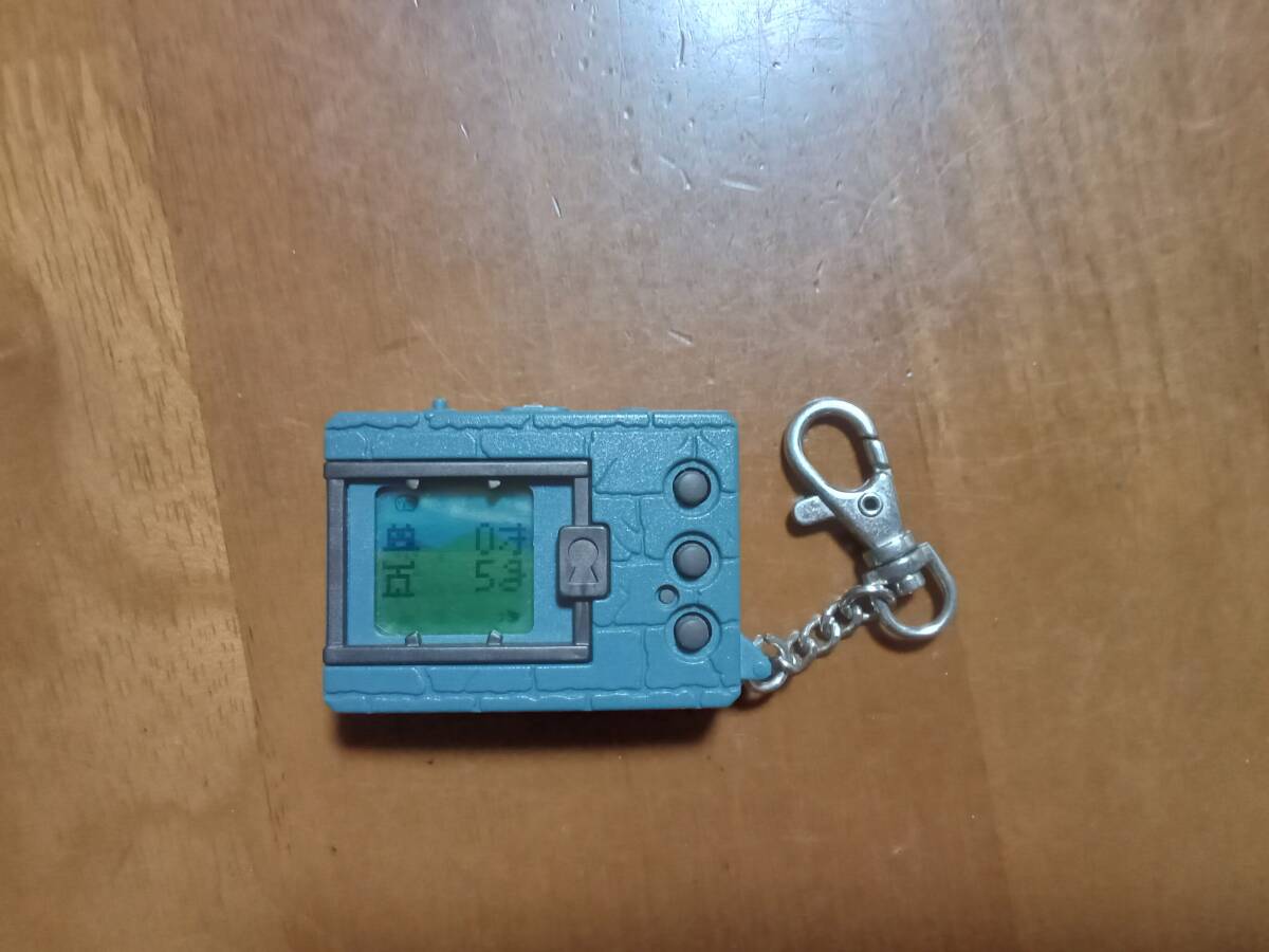 バンダイ　デジタルモンスター　初代1997年　デジモン育成携帯ゲーム_画像6
