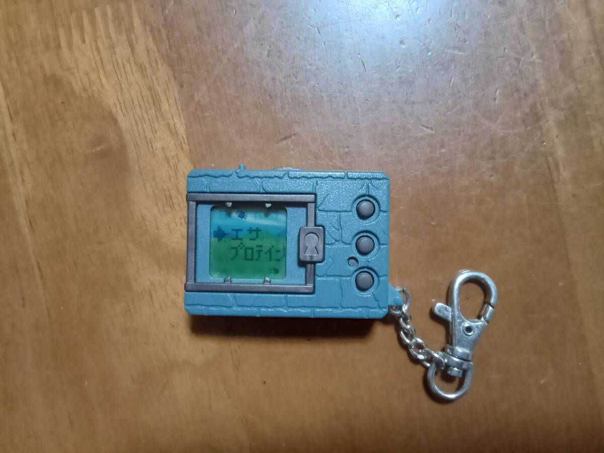 バンダイ　デジタルモンスター　初代1997年　デジモン育成携帯ゲーム_画像7