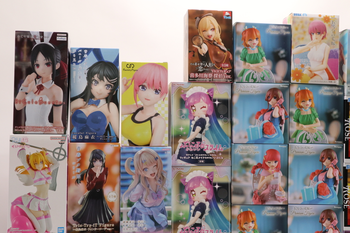 054-m235 【未開封】 かぐや様は告らせたい 2.5次元の誘惑 五等分の花嫁 初音ミク オーバーロード 他プライズフィギュアまとめ35個セット_画像2