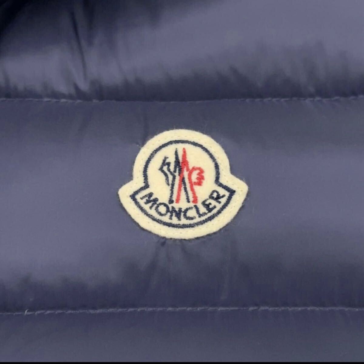 極美品】 MONCLER モンクレールダウンベスト AMIENS 紺フード_画像8