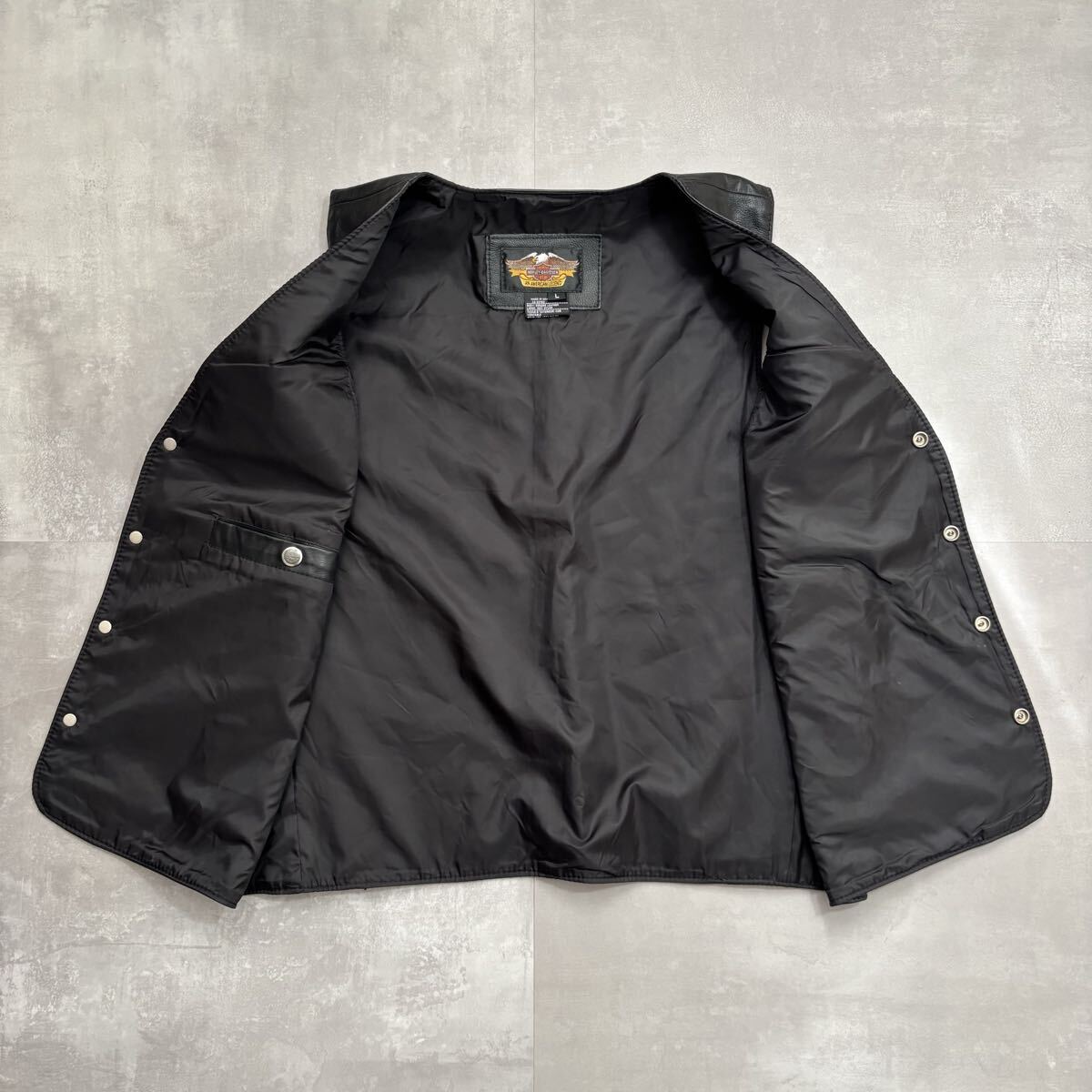 美品 HARLEY-DAVIDSON ハーレーダビッドソン レザーベスト ベスト バイカー ブラック　黒　本革　MADE IN USA アメリカ製　USA製_画像6