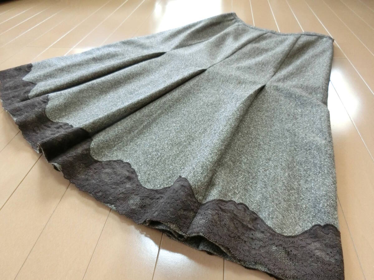 【送料無料】TIM ティム★ツイードウール タック＆フレアースカート 裾レース 11号 茶ブラウン系 日本製_画像4