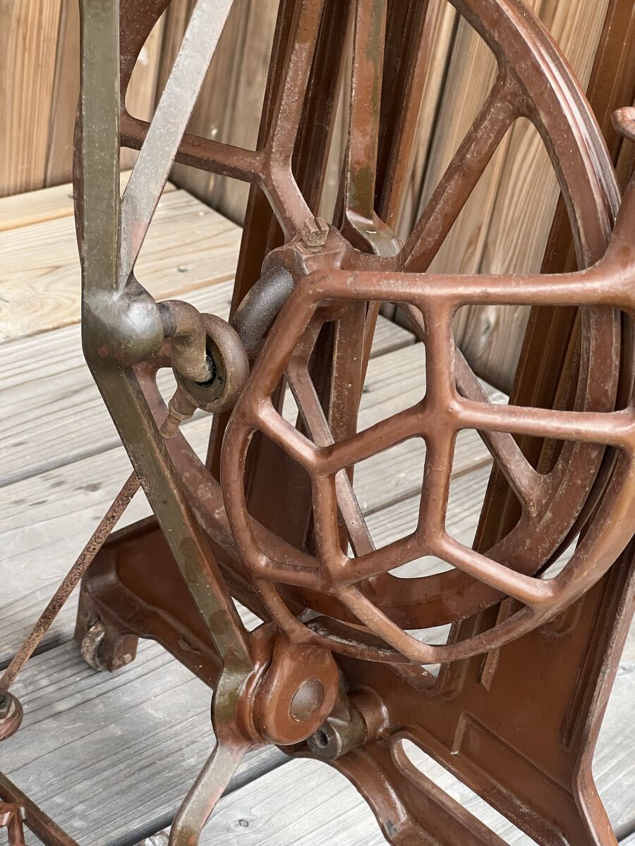 WHITE ホワイト ミシン脚 足踏みミシン 鉄脚 網脚 ビンテージ アンティーク レトロ インテリア ミシン台_画像3