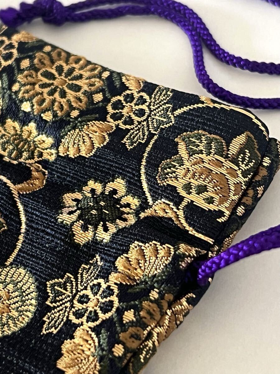 【未使用】数珠袋 袈裟袋 仏具入れ 小物入れ 金襴 華文 唐花 巾着_画像3