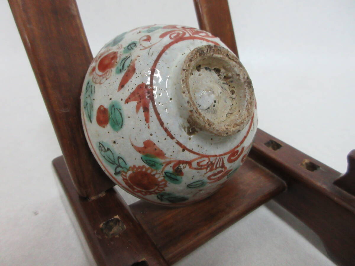 Ｔ２９５１　中国美術　呉須赤絵　花魁字文煎茶碗　５客　時代箱　煎茶道具　茶道具　唐物　古玩_画像4