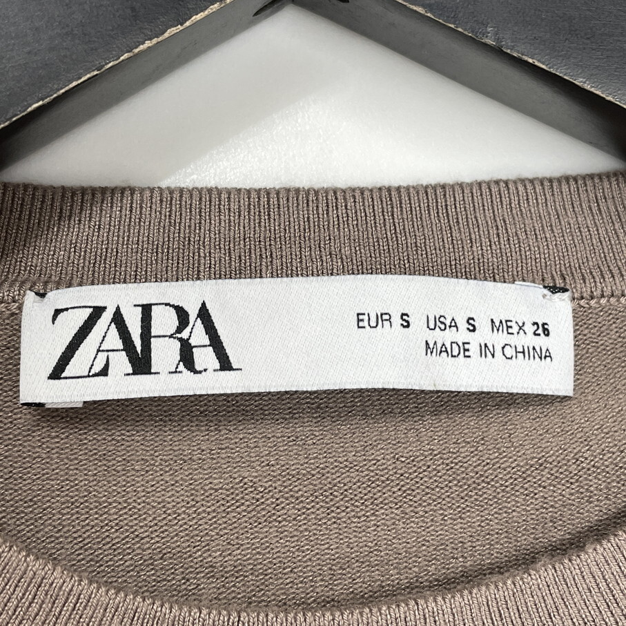 ZARA /S/ ベージュ 長袖ニットセーター オフィスカジュアル トップス 通勤 ゴールドボタン ナイロン混 生地 ストレッチ デイリー 旅行 ザラ_画像4