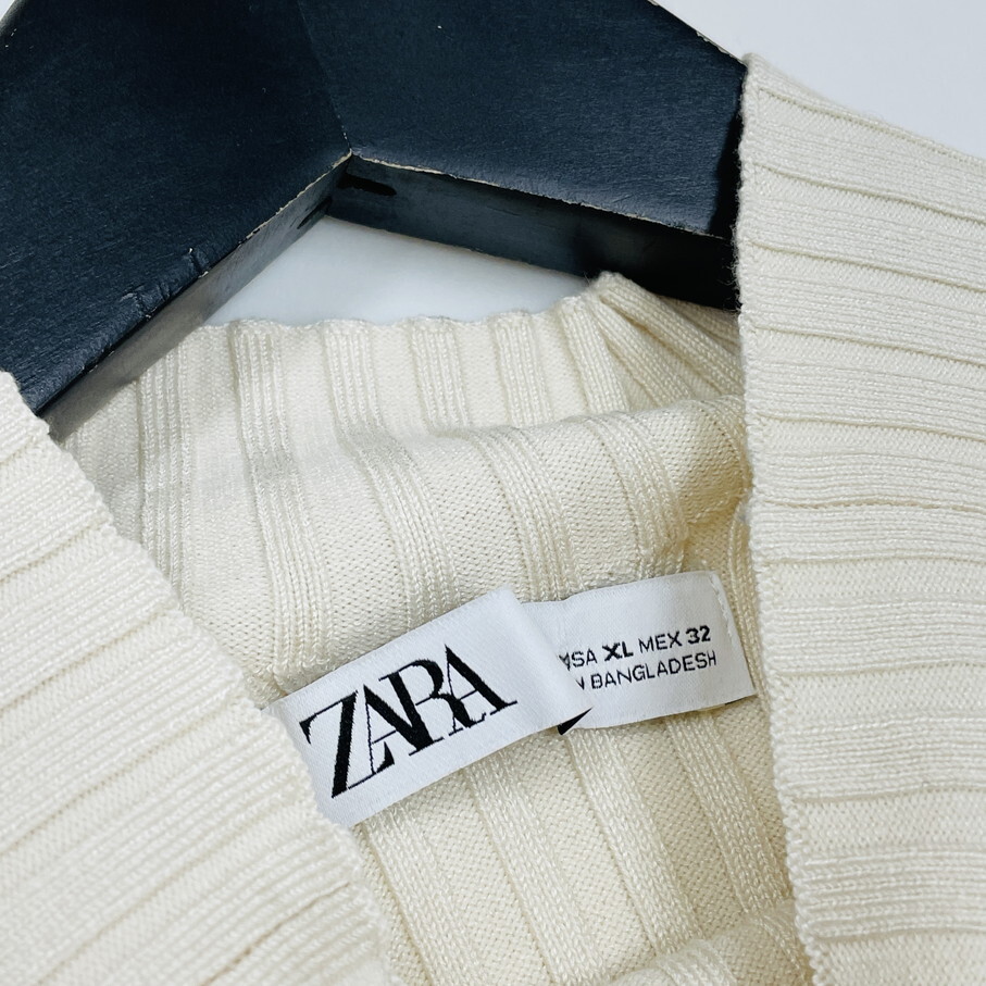 ZARA /XL/ ベージュ系 リブニットハイネック長袖セーター レディース ホワイトタグ オフィスカジュアル トップス 通勤 ナイロン混生地 ザラ_画像4