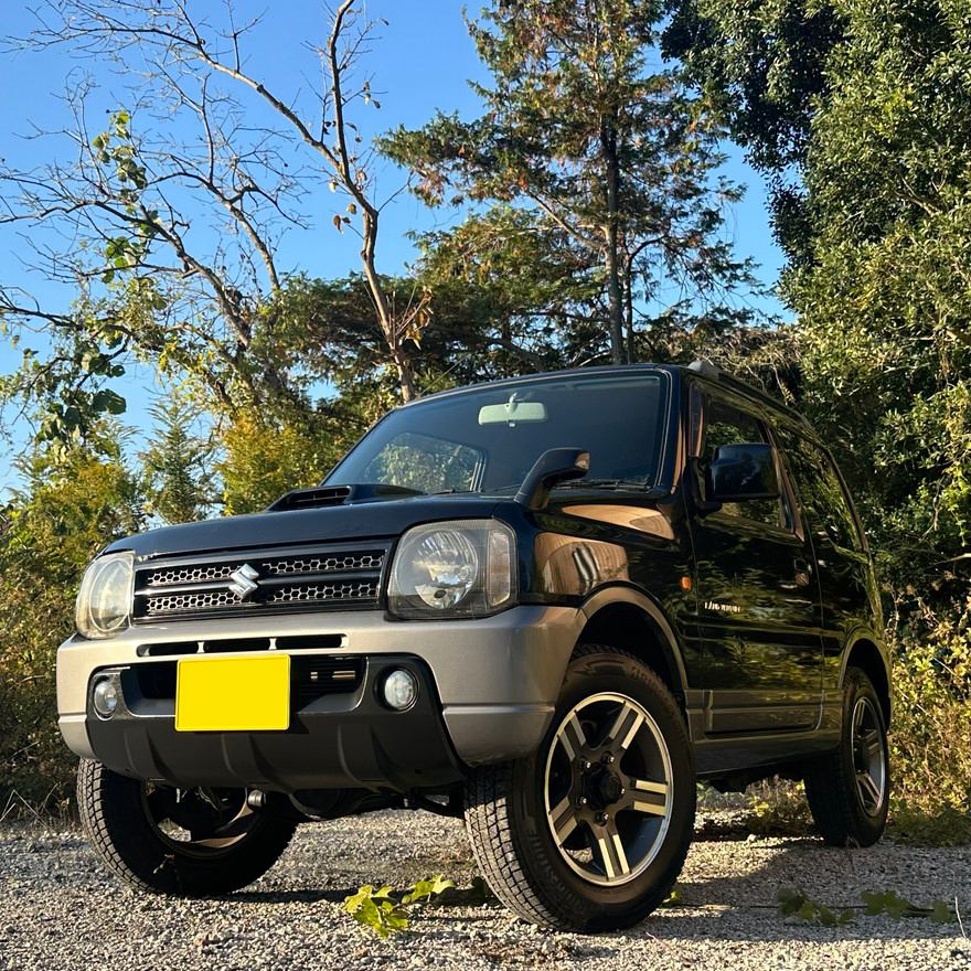 ☆車検は令和9年11月まで　ジムニー　特別仕様車ランドベンチャー☆スズキ　JB23W 　6型　4WD☆修復歴なし　実走行　スタッドレスタイヤ　_画像2