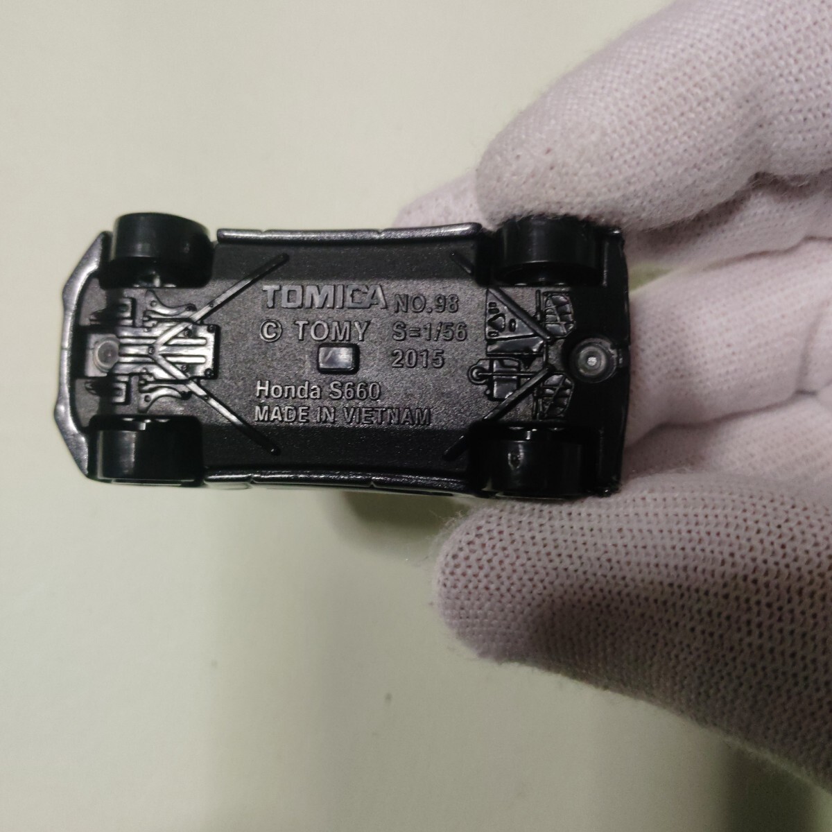 ミニカー トミカ No.98 ホンダ　HONDA　Ｓ660 ダークグレー　イオン限定モデル　ベトナム製　定形外140円 改造ベースに是非！_画像3