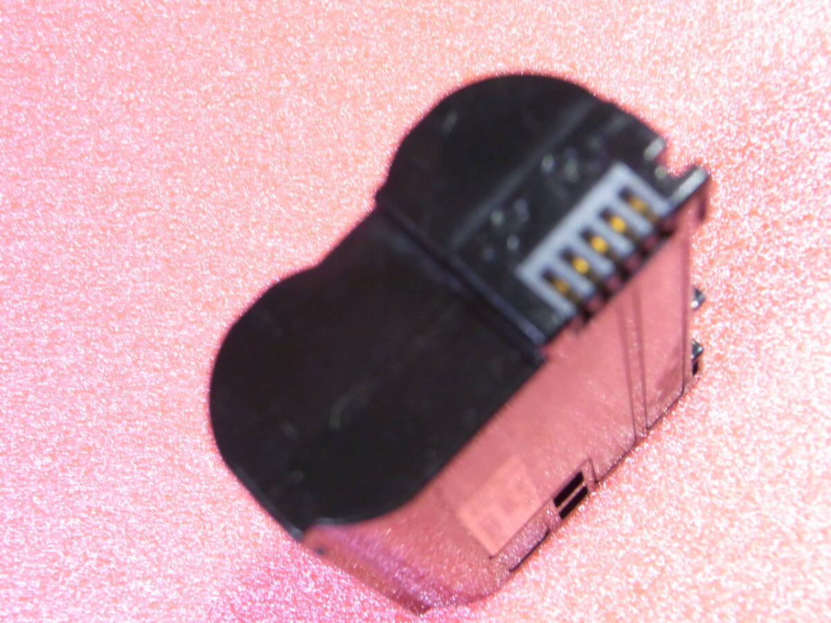 【送料無料】【即決】 ニコン NIKON 【純正品】 バッテリー　EN-EL15　動作品_画像3