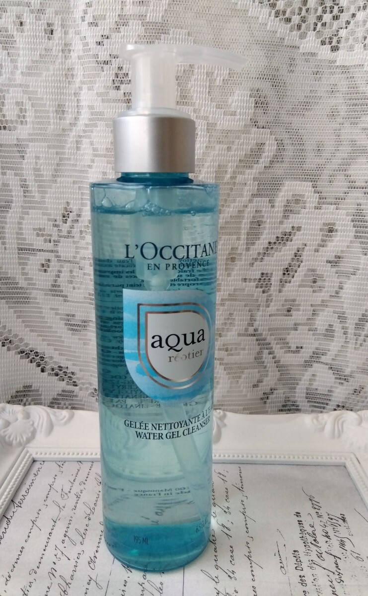 ロクシタン　未使用 　アクアレオティエ ジェルクレンザー 195mL _画像1