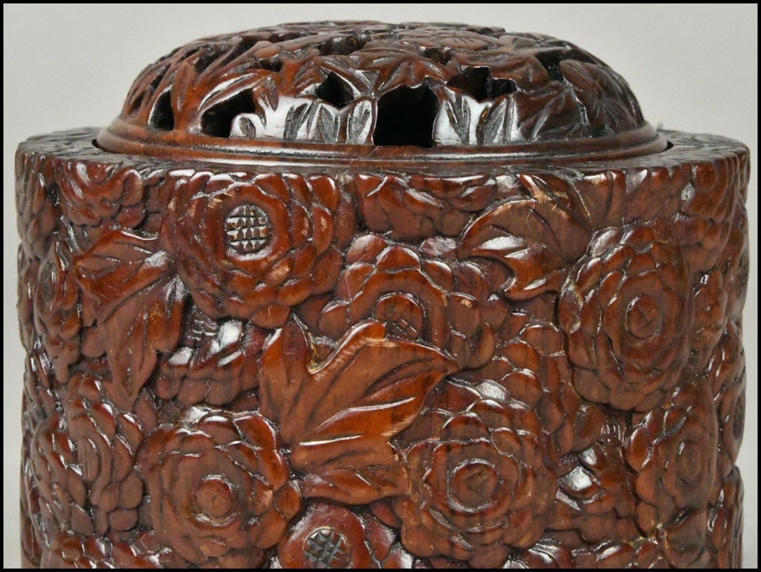 【NNK】時代物 唐木造 紫檀 花梨 刳り貫き 菊花尽彫刻 香炉 香道具 D7-1111-4_画像7