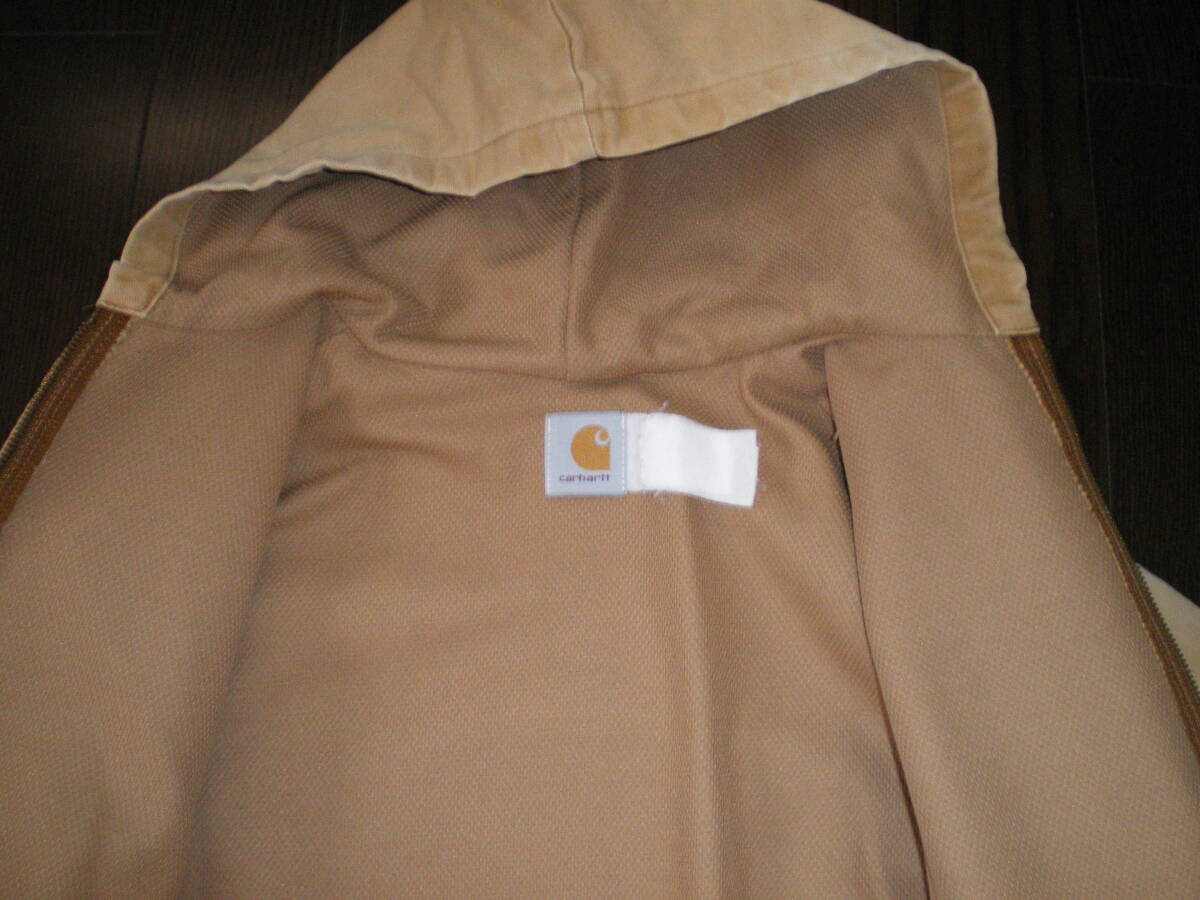 ★ 米国製 Carhartt / アクティブジャケット フルジップ フード付 フェード / M(実寸 肩幅53cm身幅62cm着丈69cm袖丈66cm) ★_画像5