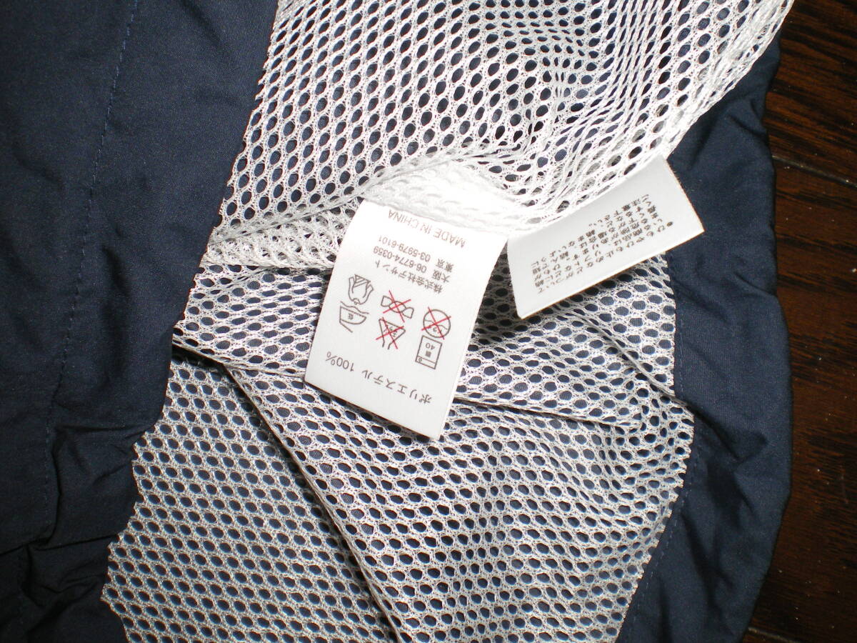 ★美品 arena / ウィンドブレーカー フード付き プルオーバー 裏メッシュ デサント製 / L (実寸 肩幅55cm身幅62cm着丈74cm袖丈61cm) ★_画像6