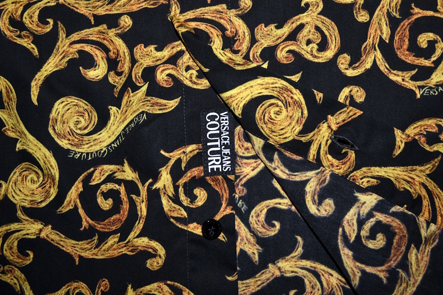 【新品】Versace ヴェルサーチ ジーンズクチュール 高級ドレスシャツ 48（Lサイズ程度）王道/圧巻 ロゴ＆バロック調 通年 タグ付き 9534_画像3
