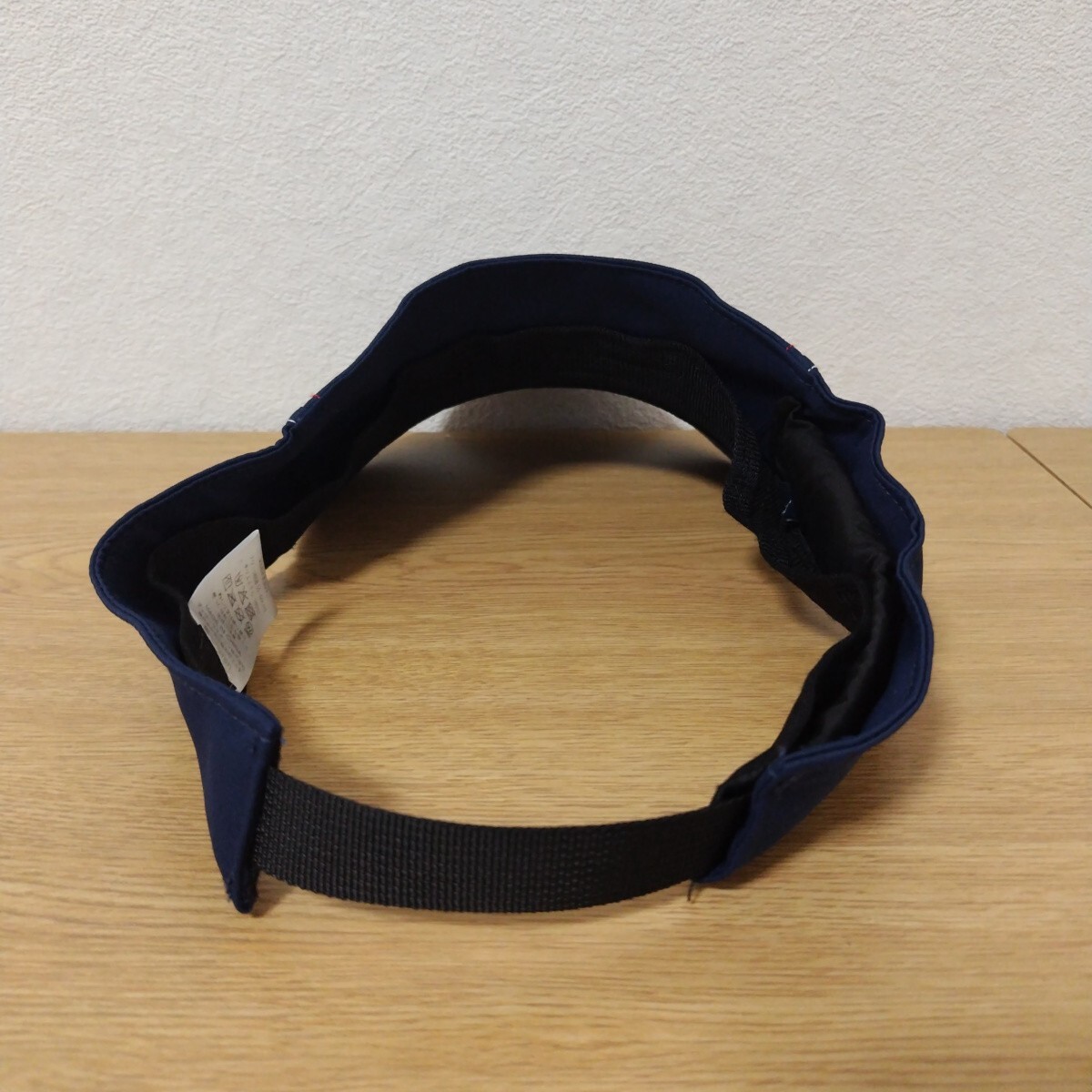 ＼送料無料！／☆美品☆【XXIO】ゼクシオ サンバイザー TGF仕様 紺色 ネイビー フリーサイズ(55〜60cm) ゴルフウェア GOLF スポーツ 日よけ_画像5