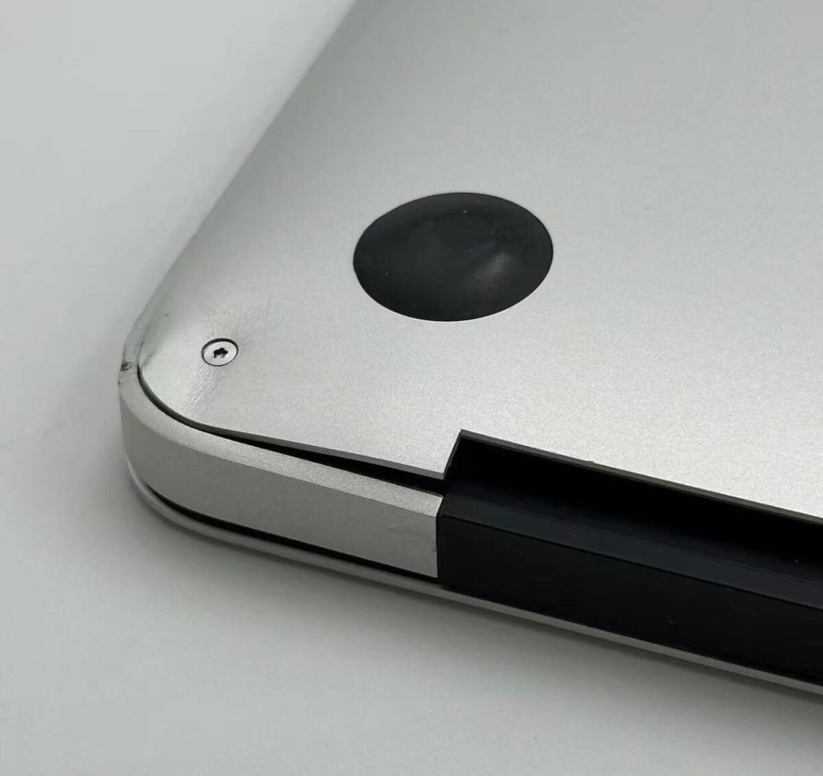 MacBook Air 13インチ Mid 2011 1.7GHz Core i5 4GB 128GB A1369 ジャンク品_画像2