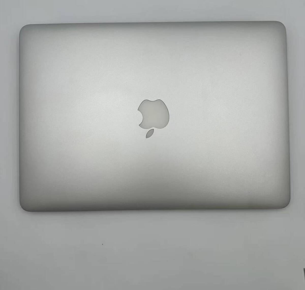 MacBook Air 13インチ Mid 2011 1.7GHz Core i5 4GB 128GB A1369 ジャンク品_画像1