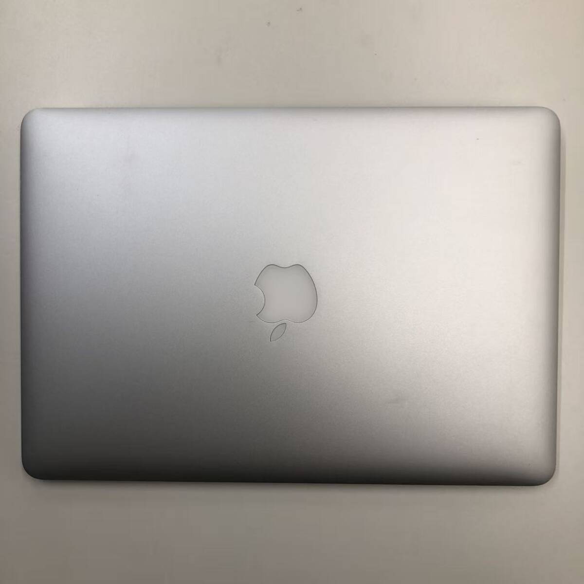 Macbook Air 13インチ 2017 Core i5 8GB 128GB A1466 訳あり品_画像2