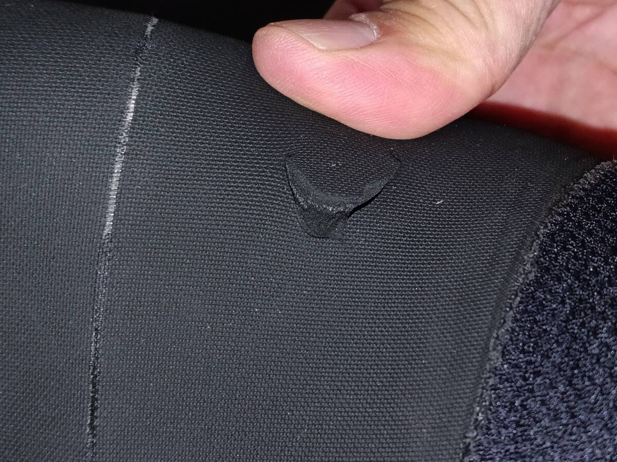 FELLOW セミドライウエットスーツ５ｘ３ｍｍ　バックジップ　サイズ　MLB　未使用　訳あり_画像7