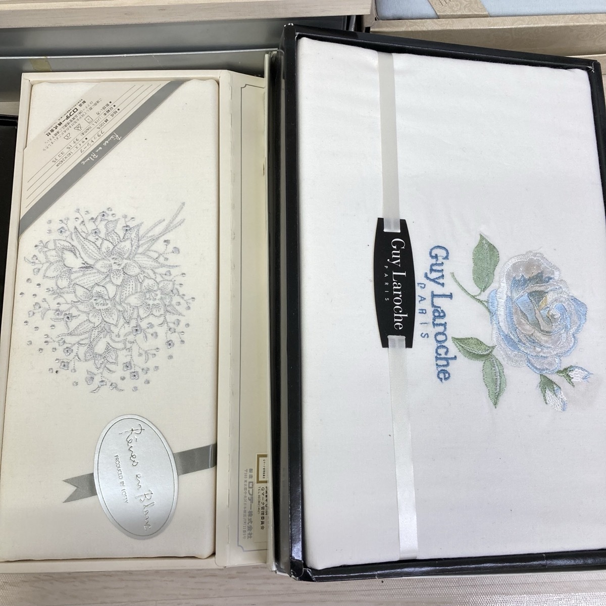 現状品 未使用品 ギフト用品　まとめ　タオル　毛布　シーツ　エプロン　靴下　ハンカチ　Christian Dior 今治など　18点[X0500]_画像9