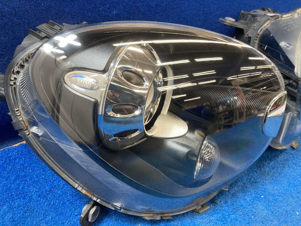 美品★ BMW MINI ミニ クーパー ペースマン DBA-SS16S 純正 ヘッドライト ランプ インナーブラック HID 左右 セット_画像2