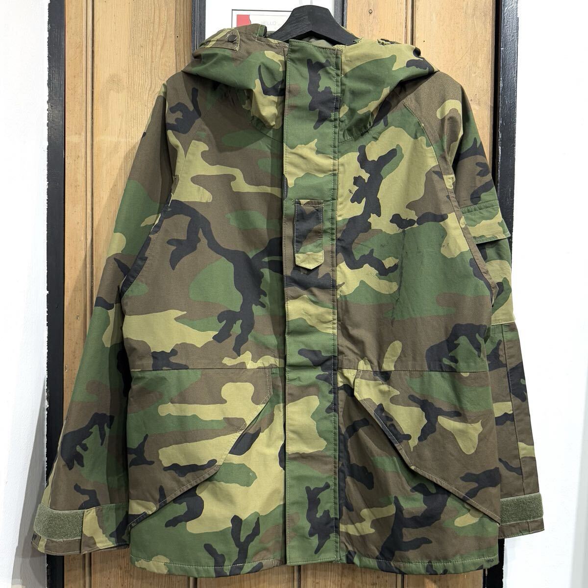 米軍 実物 US ARMY ECWCS GEN1 GORE-TEX ウッドランドカモ ゴアテックス パーカー Small-Short 迷彩 ミリタリー ナイロン ジャケット_画像1