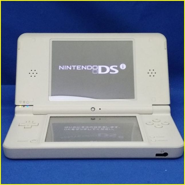 【美品/ソフト6点付】 NINTENDO DSi LL ホワイト/ニンテンドーディーエスアイエルエル/任天堂/UTL-001(JPN)/NDS/ゲーム機_画像2